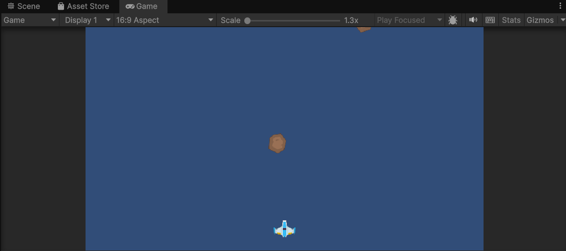 Jugando en modo Play: meteoritos cayendo en ángulo